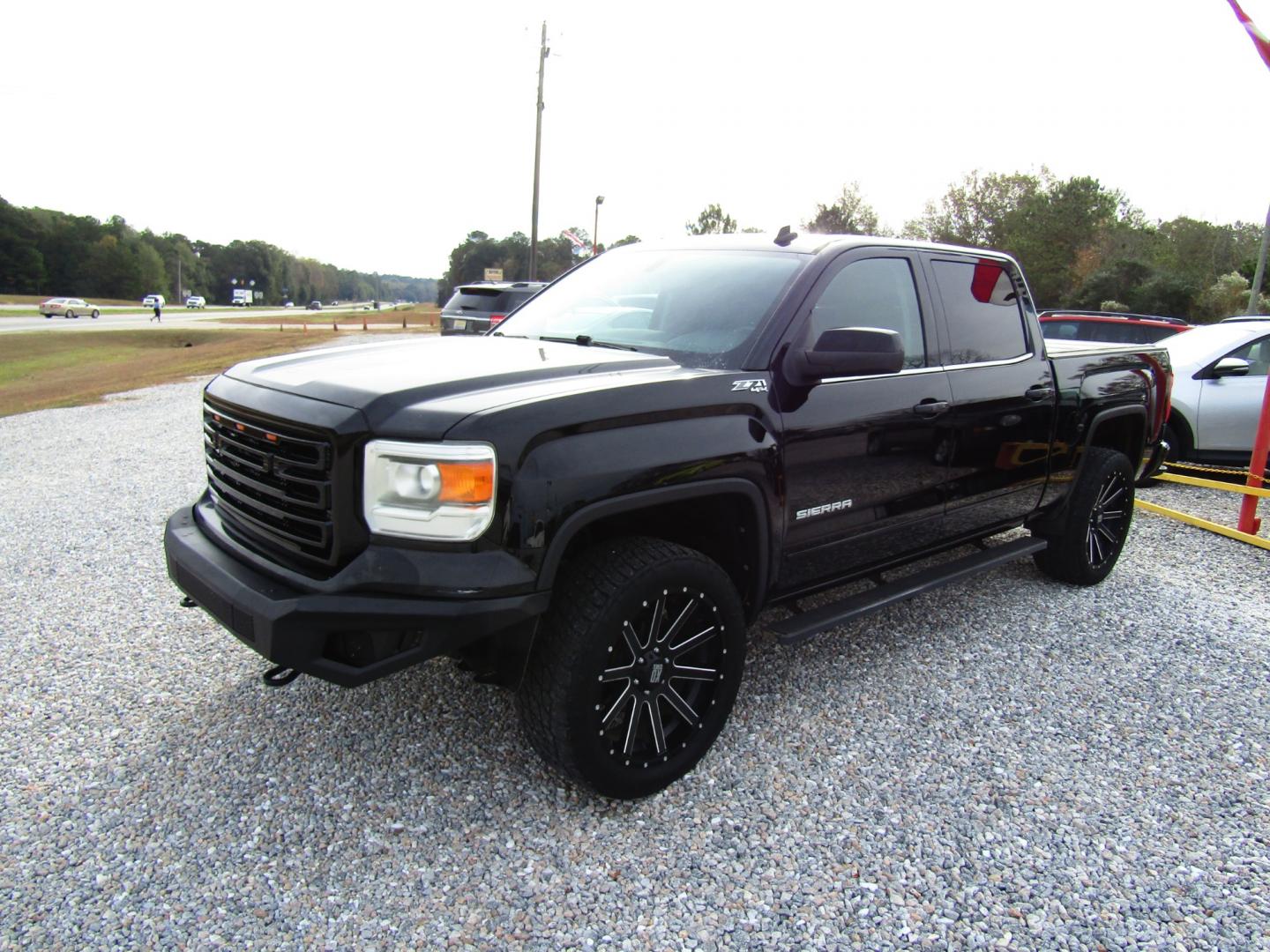 2014 Black /Gray GMC Sierra 1500 SLE Crew Cab 4WD (3GTU2UEC3EG) with an 5.3L V8 OHV 16V engine, Automatic transmission, located at 15016 S Hwy 231, Midland City, AL, 36350, (334) 983-3001, 31.306210, -85.495277 - Photo#2